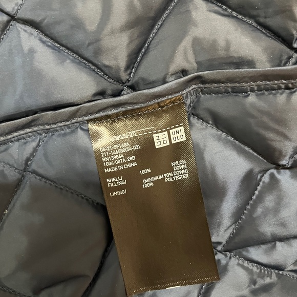 Uniqlo Padded Quilted Jacket - Picture 6 of 6